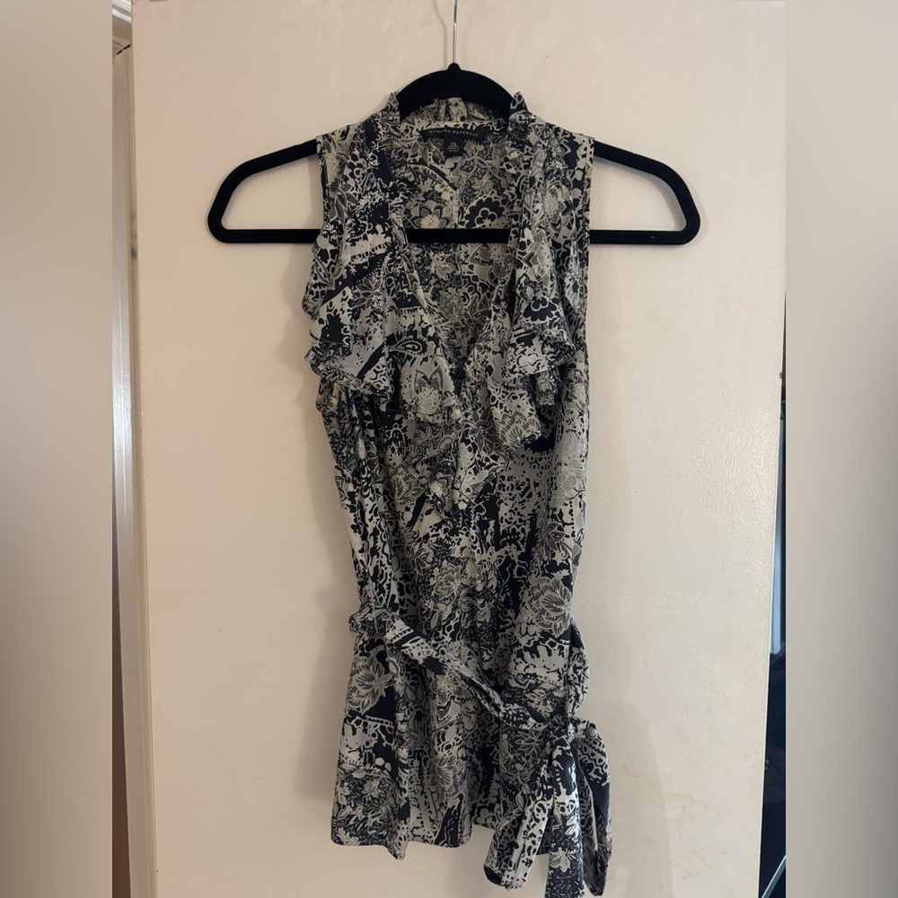 Floral Black/White and Green Sleeveless Top